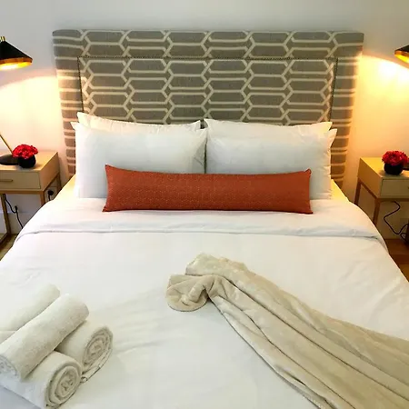 Finestay Palace בית אירוח