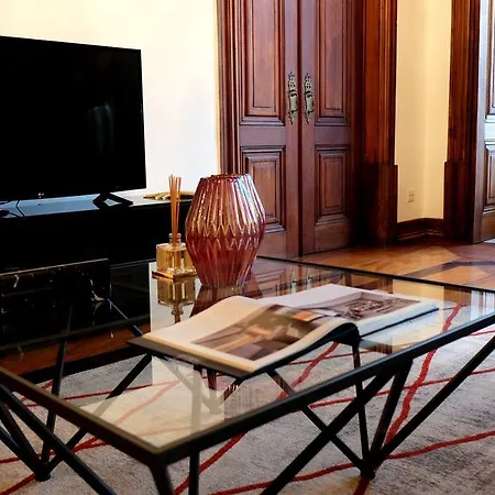 בית אירוח Finestay Palace