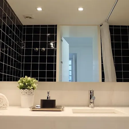 Finestay Palace