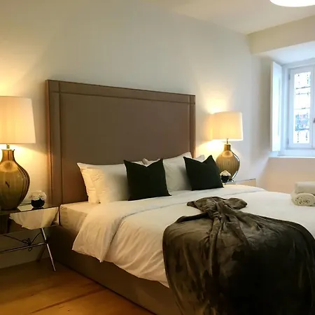 Finestay Palace